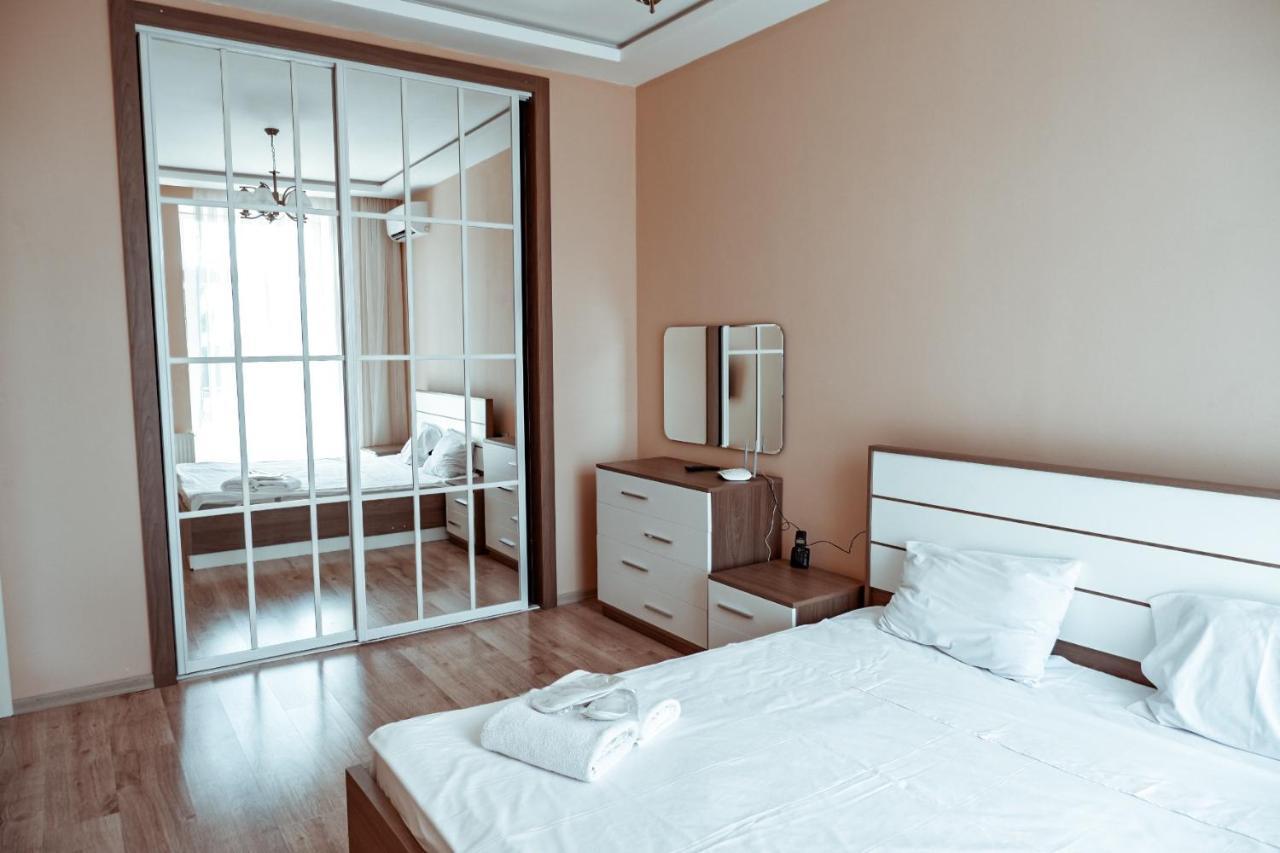 Boutique Hotel Avenue Baky Esterno foto