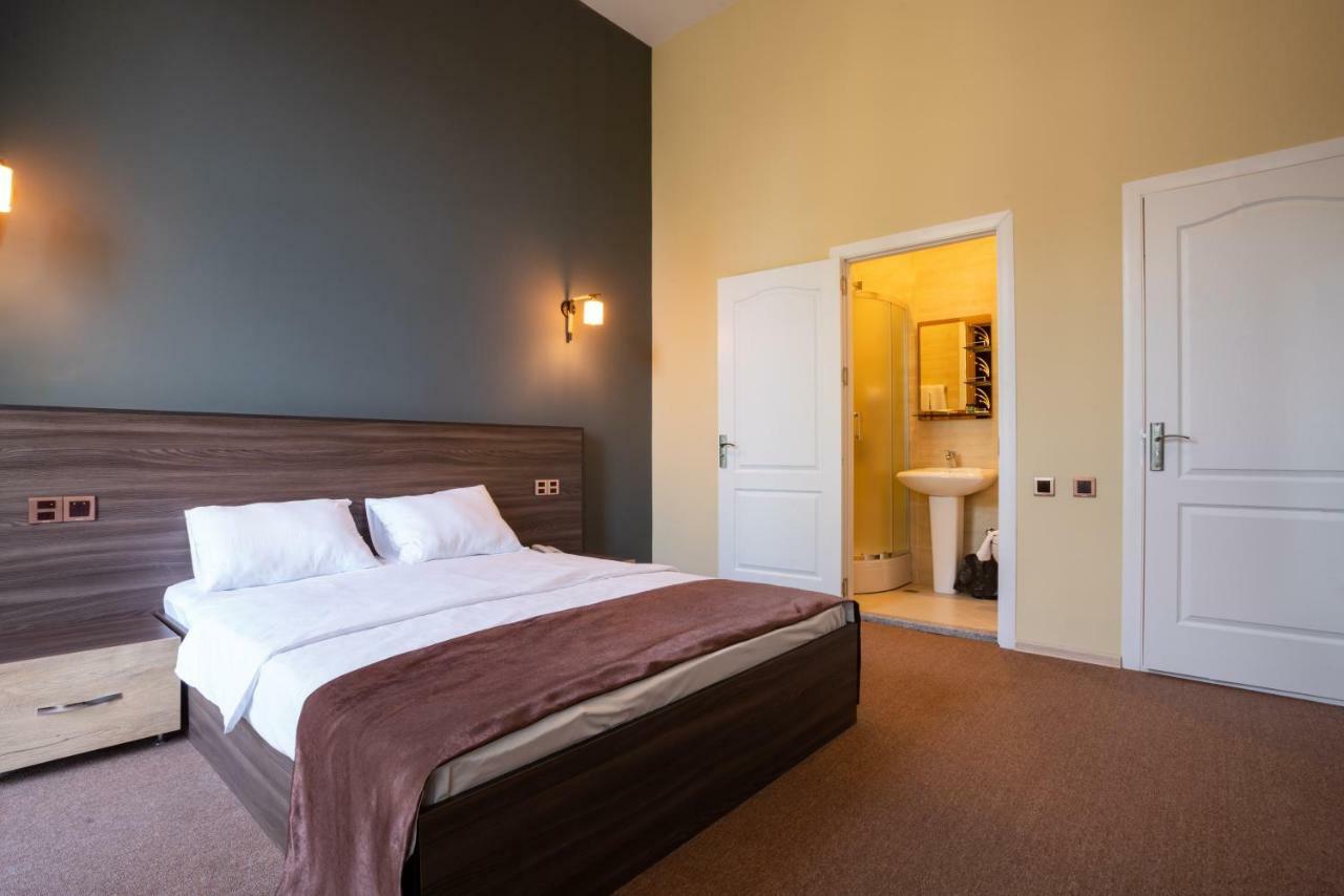 Boutique Hotel Avenue Baky Esterno foto
