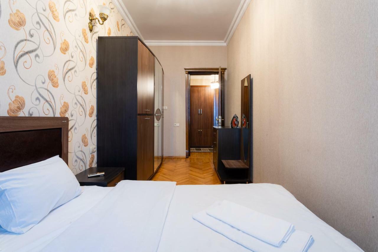 Boutique Hotel Avenue Baky Esterno foto